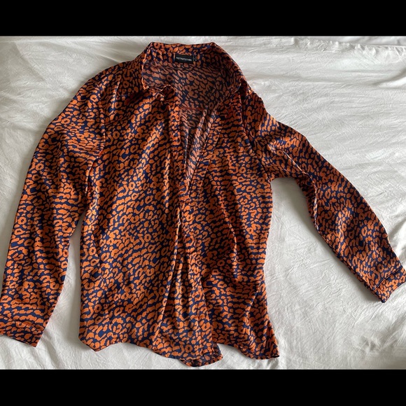 PrettyLittleThings Orange and Navy Blue Silk Matching Set - Picture 2 of 5